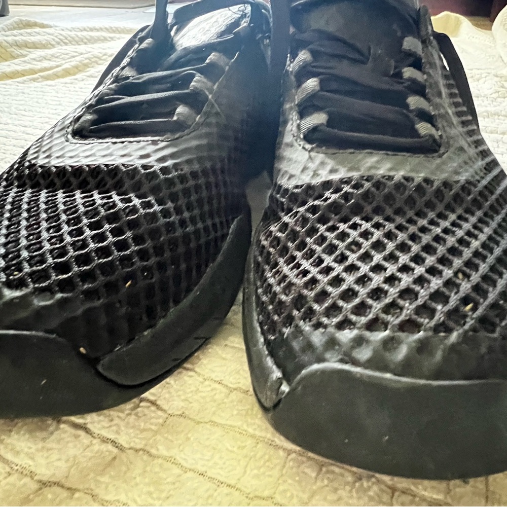 Under Armour Black Textured Athletic Shoes